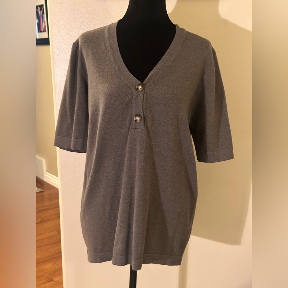 Mimi + Daphne grey Knit Sweater